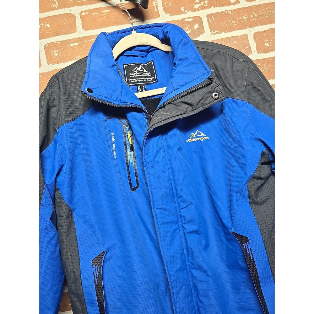 Outdoor Brand Men's SZ L Winter Jacket Blue  Waterproof Ski Jacket Faux Fur Line